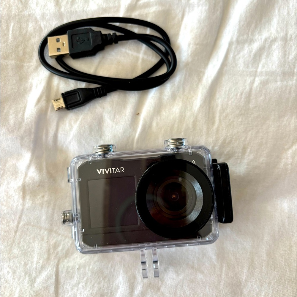 Vivitar DVR 922HD – BLK. DVR 922 Fouquet dual screen action‎ cam